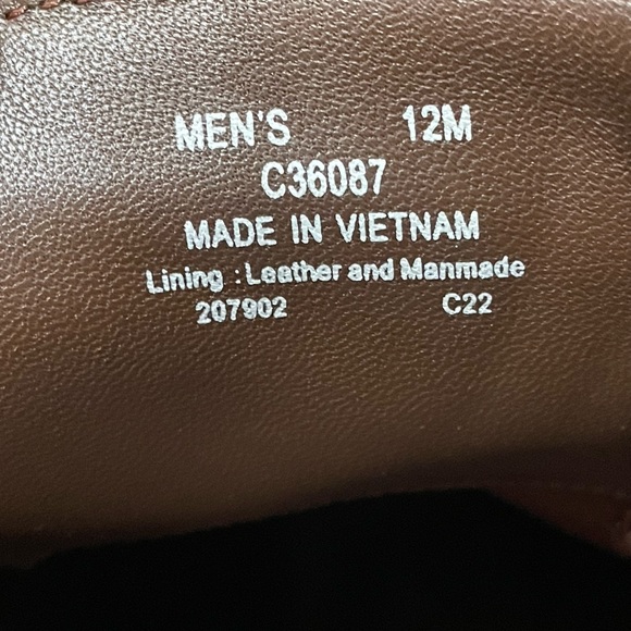 Cole Haan leather top sneakers. - Picture 4 of 4
